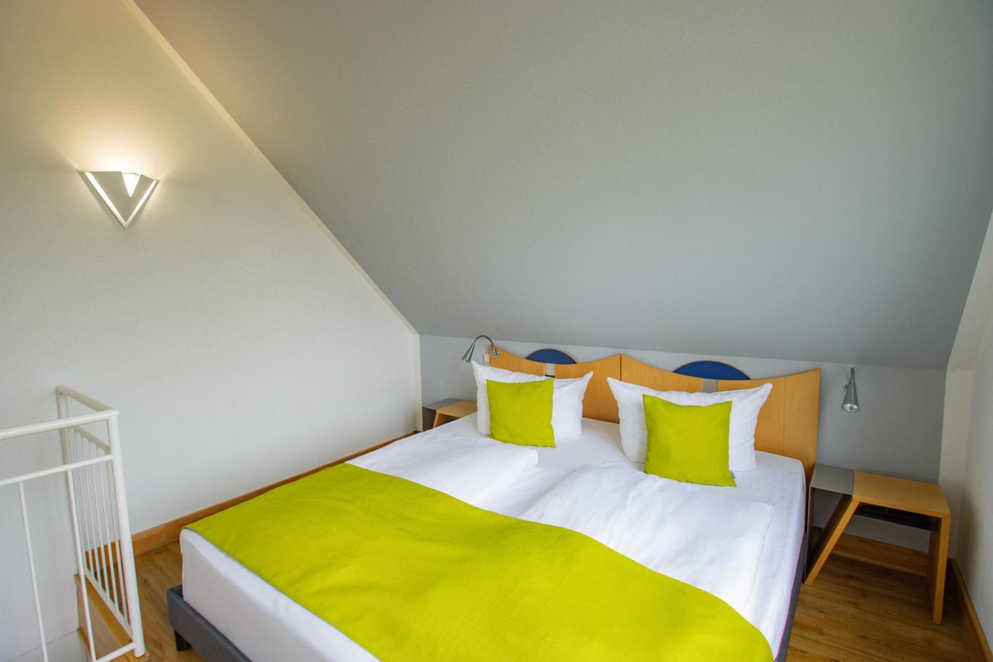 Inselhotel Kleiner Bodden Buschvitz Ngoại thất bức ảnh