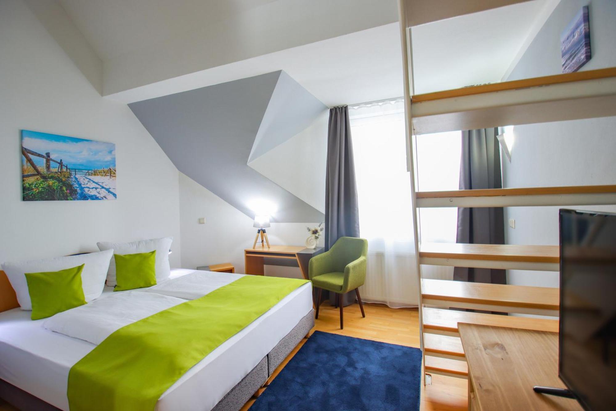 Inselhotel Kleiner Bodden Buschvitz Ngoại thất bức ảnh