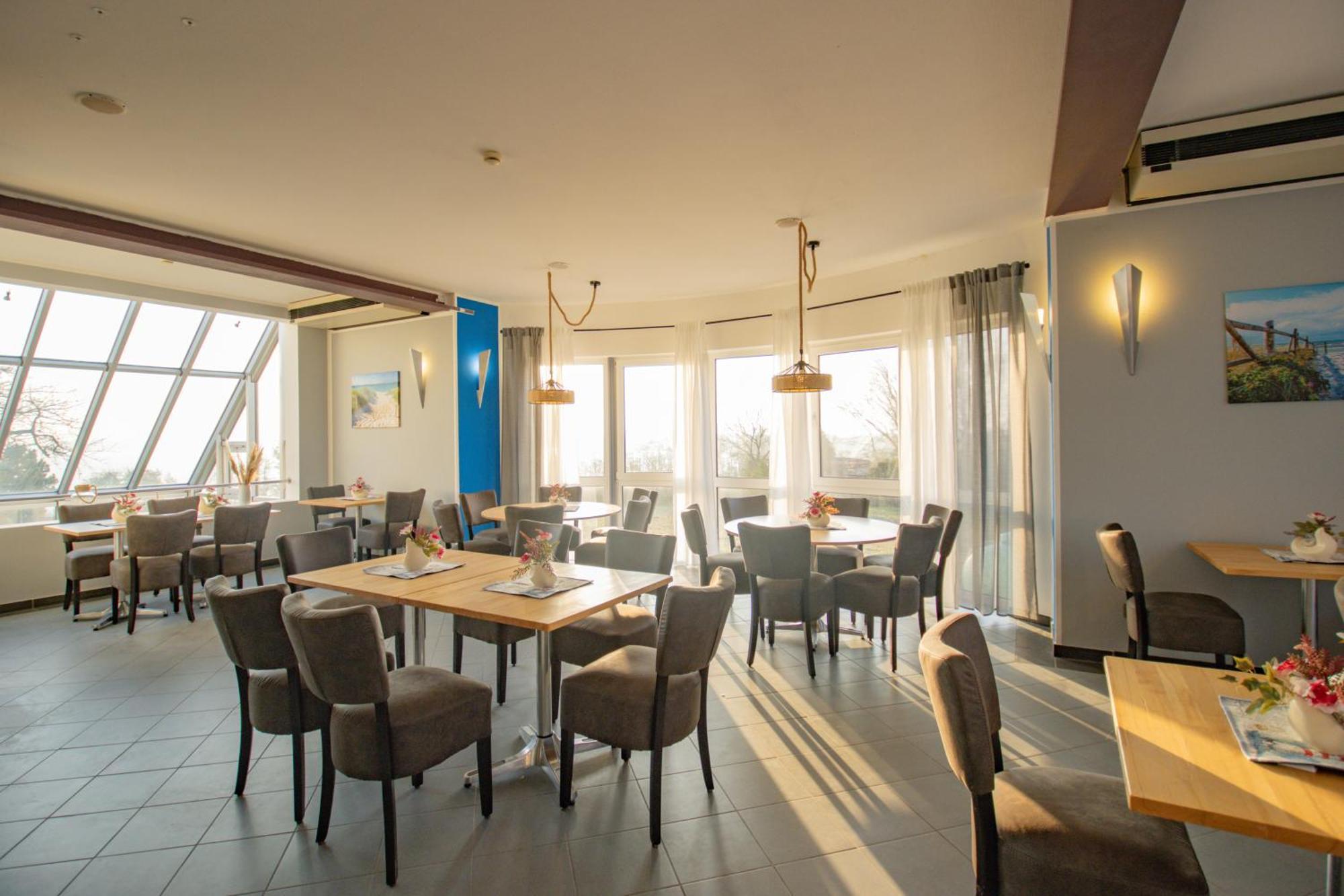Inselhotel Kleiner Bodden Buschvitz Ngoại thất bức ảnh